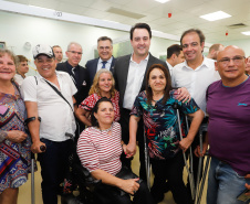O Hospital de Reabilitação Ana Carolina Moura Xavier (CHR), de Curitiba, recebe dez novos leitos de Unidade de Terapia Intensiva (UTI). O espaço estava fechado há dez anos e foi inaugurado pelo governador Carlos Massa Ratinho Junior nesta terça-feira (1°). O investimento da Secretaria da Saúde na abertura da UTI é de R$ 1,5 milhão.