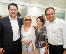 O Hospital de Reabilitação Ana Carolina Moura Xavier (CHR), de Curitiba, recebe dez novos leitos de Unidade de Terapia Intensiva (UTI). O espaço estava fechado há dez anos e foi inaugurado pelo governador Carlos Massa Ratinho Junior nesta terça-feira (1°). O investimento da Secretaria da Saúde na abertura da UTI é de R$ 1,5 milhão.
