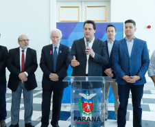 Em busca de transparência e legitimidade nos processos de concessão, que alie tarifas justas a serviços de qualidade para a população, o Governo do Paraná adota ações para fortalecer a Agência Reguladora de Serviços Públicos Delegados de Infraestrutura do Paraná (Agepar).

Nesta quarta-feira (2), o governador Carlos Massa Ratinho Junior assinou decreto de nomeação dos 20 primeiros servidores efetivos que irão compor o quadro próprio da agência. 