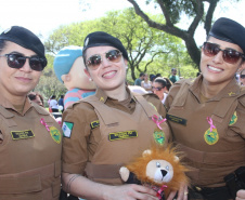 Outubro Rosa do Governo do Paraná reúne mais de mil pessoas no Parque Barigui. Foto:Divulgação/SEJUF