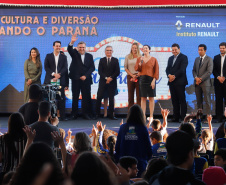 O governador Carlos Massa Ratinho Junior lança nesta quarta-feira (09) o projeto Cinema na Praça, que beneficiará cidades com até dez mil habitantes que não têm cinemas de rua ou em centros comerciais, no Palácio Iguaçu, em Curitiba.  09/10/2019 