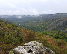 Uma equipe técnica do Instituto Ambiental do Paraná (IAP) fez vistorias de monitoramento em nove Reservas Particulares do Patrimônio Natural (RPPNs). As vistorias estão previstas no Projeto de Pagamento por Serviços Ambientais (PSA) - edital nº 01/2018 para verificar se as ações estabelecidas no Projeto Individual da Propriedade (PIP) estão sendo cumpridas pelos proprietários dessas áreas. Foto: Divulgação/IAP