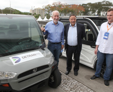 O Governo do Estado encerrou neste sábado (19) a primeira edição da Semana Paraná Inovador com uma nova lei, que cria o Dia da Eletromobilidade. O objetivo é incentivar essa tecnologia e ampliar as ações de sustentabilidade no Estado. O texto que estabelece a celebração anual no Paraná todo dia 19 de outubro, foi sancionado simbolicamente pelo vice-governador Darci Piana em ato no Palácio Iguaçu.
 Foto: Ari Dias/AEN