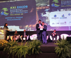 O Instituto das Águas do Paraná, vinculado à Secretaria de Estado de Desenvolvimento Sustentável e do Turismo, junto com o Fórum Nacional de Comitês de Bacia Hidrográfica, promove nesta semana (21 a 25) o 21º Encontro Nacional dos Comitês de Bacias Hidrográficas (Encob). No primeiro dia de evento, em Foz do Iguaçu, cerca de 1,3 mil pessoas se credenciaram para participar dos debates e exposições.Foto: Divulgação/SEDEST