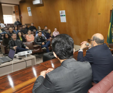 O secretário da Fazenda Renê Garcia, fala durante o curso de formação dos novos servidores da SEFA.Curitiba, 16-10-19.Foto: Arnaldo Alves / AEN.
