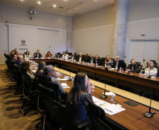 Reunião no Palácio Iguaçu.  22/10/2019  -  Foto: Geraldo Bubniak/AEN