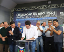 Nesta quinta-feira (24), dentro das atividades da transferência da sede do Governo do Estado para Ponta Grossa, o governador Carlos Massa Ratinho Junior anunciou as primeiras cidades que receberão condomínios para idosos