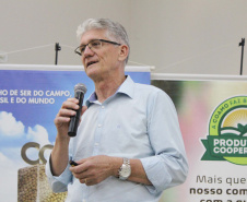 O secretário estadual da Agricultura e do Abastecimento, Norberto Ortigara, apresentou nesta quinta-feira (24), em palestra na 3ª Tecnoagro, na Faculdade de Tecnologia do Vale do Ivaí, (Fatec), em Ivaiporã, as tendências do agronegócio brasileiro e paranaense. O secretário reforçou o papel dos jovens no desenvolvimento de um modelo de agricultura altamente tecnológico.Foto: Divulgação/SEAB
