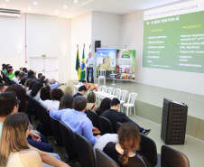 O secretário estadual da Agricultura e do Abastecimento, Norberto Ortigara, apresentou nesta quinta-feira (24), em palestra na 3ª Tecnoagro, na Faculdade de Tecnologia do Vale do Ivaí, (Fatec), em Ivaiporã, as tendências do agronegócio brasileiro e paranaense. O secretário reforçou o papel dos jovens no desenvolvimento de um modelo de agricultura altamente tecnológico.Foto: Divulgação/SEAB