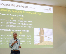 O secretário estadual da Agricultura e do Abastecimento, Norberto Ortigara, apresentou nesta quinta-feira (24), em palestra na 3ª Tecnoagro, na Faculdade de Tecnologia do Vale do Ivaí, (Fatec), em Ivaiporã, as tendências do agronegócio brasileiro e paranaense. O secretário reforçou o papel dos jovens no desenvolvimento de um modelo de agricultura altamente tecnológico.Foto: Divulgação/SEAB