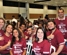 Cerca de 2 mil estudantes de colégios estaduais de Curitiba participaram, nesta sexta-feira (25), de um aulão preparatório para o Exame Nacional do Ensino Médio (Enem), que será aplicado nos dias 3 e 10 de novembro a estudantes de todo o Brasil. Foto: Divulgação/SEED