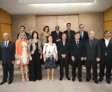 O secretário da Fazenda Renê Garcia, empossa os novos delegados regionais da SEFA.Curitiba, 25-10-19.Foto: Arnaldo Alves / AEN.