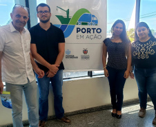 A empresa pública Portos do Paraná participa nesta quarta e quinta-feira (30 e 31) da 8ª edição da Feira de Profissões do Instituto Superior do Litoral do Paraná (Isulpar). A intenção é mostrar aos alunos e visitantes as oportunidades de carreira na atividade portuária, principal geradora de emprego e renda em Paranaguá.Foto:Pierpaolo Nota/Portos do Paraná 