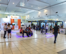 A Paraná Turismo participa diretamente dos trabalhos no Governo 5.0, em Foz do Iguaçu, que reúne prefeitos, vereadores, secretários, técnicos das administrações municipais e lideranças. A Paraná Turismo está com toda equipe técnica no estande da Secretaria do Desenvolvimento Sustentável e do Turismo assessorando com informações ligadas ao segmento. Foto: Denis Ferreira Netto/SEDEST