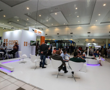 Stands das secretarias nesta quinta-feira (31),  no encontro de capacitação Governo 5.0 no Hotel Rafain Palace & Convention, em Foz do Iguaçu. Foz do Iguaçu, 31/10/2019 -  Foto: Geraldo Bubniak/AEN