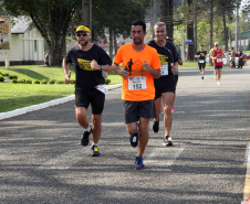 Dezenas de atletas participam do Desafio 10 Km do 17º Batalhão de Polícia Militar. Foto:Soldado Ismael Ponchio