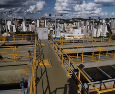 O Governo do Estado entregou nesta terça-feira (12) as obras de melhoria do sistema de abastecimento de água de Pato Branco, na região Sudoeste. O investimento foi de R$ 21 milhões. As obras foram entregues pelo governador Carlos Massa Ratinho Júnior e pelo diretor-presidente da Sanepar, Claudio Stabile.Foto: José Fernando Ogura/AEN