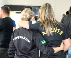 Servidores do Depen-PR de todo o Estado participam da 4ª Semana de Saúde do Trabalhador do Sistema Penitenciário. Com exames preventivos, palestras e bate-papos sobre a importância do cuidado com a saúde, o evento acontece até esta quarta-feira (13), Dia do Agente Penitenciário. As atividades foram abertas nesta terça (12), no Centro de Integração Social (CIS), em Piraquara. Foto: Divulgação/SESP