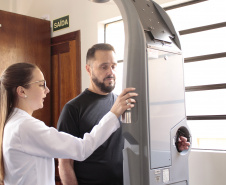 Servidores do Depen-PR de todo o Estado participam da 4ª Semana de Saúde do Trabalhador do Sistema Penitenciário. Com exames preventivos, palestras e bate-papos sobre a importância do cuidado com a saúde, o evento acontece até esta quarta-feira (13), Dia do Agente Penitenciário. As atividades foram abertas nesta terça (12), no Centro de Integração Social (CIS), em Piraquara. Foto: Divulgação/SESP