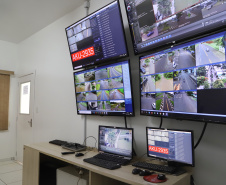 A 4ª Companhia da Polícia Militar, em Capanema, na região Sudoeste do Paraná, ganhou uma nova sede, mais moderna e ampla, com estrutura adequada para atender a população de cinco cidades da região Sudoeste. Além de Capanema, Planalto, Realeza, Pérola do Oeste e Santa Isabel do Oeste, conjunto de cidades próximo à fronteira com a Argentina, também serão assistidas pela Companhia. A inauguração foi nesta quarta-feira (13).Foto: José Fernando Ogura/AEN