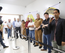 A 4ª Companhia da Polícia Militar, em Capanema, na região Sudoeste do Paraná, ganhou uma nova sede, mais moderna e ampla, com estrutura adequada para atender a população de cinco cidades da região Sudoeste. Além de Capanema, Planalto, Realeza, Pérola do Oeste e Santa Isabel do Oeste, conjunto de cidades próximo à fronteira com a Argentina, também serão assistidas pela Companhia. A inauguração foi nesta quarta-feira (13).Foto: José Fernando Ogura/AEN