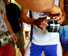 Pescadores fazem curso de mecânica de embarcações. Fotos de Pierpaolo Nota/ Portos do Paraná 