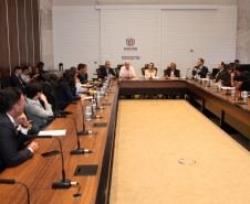 O secretário da Administração e da Previdência, Reinhold Stephanes, concede nesta terça-feira (19) entrevista coletiva para detalhar a proposta do Governo de atualização da previdência dos servidores estaduais.Foto: Ari Dias/AEN