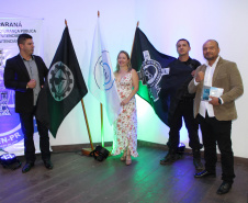 Agentes, instrutores, diretores de unidades e coordenadores regionais participaram da cerimônia de encerramento das atividades de 2019 da Escola Penitenciária (Espen), do Departamento Penitenciário do Paraná (Depen), que ocorreu nesta terça-feira (19), no auditório da Polícia Rodoviária Federal