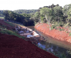 Técnicos da Sanepar iniciaram esta semana os levantamentos e diagnóstico da bacia dos rios Cascavel, Peroba e Saltinho, que abastecem os moradores de Cascavel, e do Rio São José, que vai contribuir com o suprimento da cidade a partir do ano que vem. Foto: Sanepar