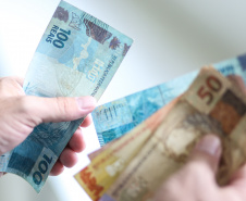 Governo do Estado injeta quase R$ 6 bilhões na economia até o Natal. Foto: Gilson Abreu/AEN