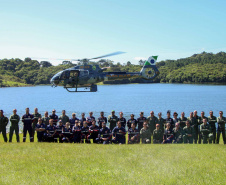 A temporada de verão 2019/2020 contará com uma base do Batalhão de Polícia Militar de Operações Aéreas (Bpmoa) em Matinhos para dar suporte às equipes da PM e do Corpo de Bombeiros em operações, radiopatrulhamento aéreo, resgates e remoções aeromédicas, entre outras ações.
Foto: PMPR