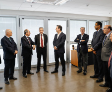 O governador Carlos Massa Ratinho Junior afirmou nesta quinta-feira (5) que a modernização do Estado passa pelo papel de fiscalização do Ministério Público do Paraná (MPPR) e pela construção de políticas conjuntas de atendimento social. Ele participou do Congresso Estadual do MPPR e de uma sessão plenária sobre planejamento estratégico do órgão, que acontecem em Curitiba.