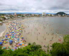 Tudo pronto para a temporada nas praias do Paraná. Foto: Jaelson Lucas/AEN