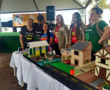 A feira de serviços Paraná Cidadão registrou cerca de 13 mil atendimentos em Cascavel. A ação ofereceu mais de 30 serviços, entre eles a emissão da carteira de identidade, carteira de trabalho e CPF. Foto: SEJUF