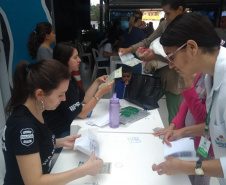 A feira de serviços Paraná Cidadão registrou cerca de 13 mil atendimentos em Cascavel. A ação ofereceu mais de 30 serviços, entre eles a emissão da carteira de identidade, carteira de trabalho e CPF. Foto: SEJUF