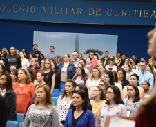 O alerta para o cuidado com o preenchimento de dados foi uma das instruções reforçadas aos profissionais da área da saúde que es reuniram sexta-feira (6), em Curitiba. Foi o quarto encontro macrorregional voltado ao tema: Atenção à Saúde da Mulher e da Criança: inovar para avançar, promovido pela secretaria de Estado da Saúde. Foto:SESA