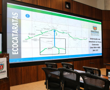 O governador Carlos Massa Ratinho Junior e o secretário de Infraestrutura e Logística, Sandro Alex, divulgam nesta segunda-feira (09),  no Palácio Iguaçu, as obras aprovadas pelo Governo do Estado que serão realizadas com os recursos do acordo de leniência firmado pela empresa Ecorodovias, que controla as concessionárias Ecovia e Ecocataratas, e Ministério Público Federal (MPF).    Curitiba, 09/12/2019 - Foto: Geraldo Bubniak/AEN
