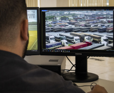 Mesmo antes do encerramento da movimentação em 2019, a exportação de milho via Porto de Paranaguá é 503% maior do que a registrada em 2018, e supera também a movimentação nos cinco anos anteriores. De janeiro a novembro deste ano, foram embarcadas 5,49 milhões de toneladas do grão. No mesmo período do ano passado o volume somou 911,3 mil toneladas.Foto: Claudio Neves/Portos do Paraná 