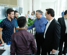 O governador Carlos Massa Ratinho Junior autorizou nesta quarta-feira (11), em cerimônia no Palácio Iguaçu, a liberação de R$ 168 milhões para a saúde pública de 297 municípios paranaenses. 