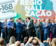 O governador Carlos Massa Ratinho Junior autorizou nesta quarta-feira (11), em cerimônia no Palácio Iguaçu, a liberação de R$ 168 milhões para a saúde pública de 297 municípios paranaenses. 