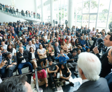 O governador Carlos Massa Ratinho Junior autorizou nesta quarta-feira (11), em cerimônia no Palácio Iguaçu, a liberação de R$ 168 milhões para a saúde pública de 297 municípios paranaenses. 