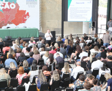 A partir de um processo participativo, democrático e acessível, o Planejamento Regional Integrado para a área da saúde foi construído durante o ano de 2019. O relatório do PRI foi apresentado nesta quarta-feira (11), no Palácio Iguaçu, para representantes municipais, do Estado, dos consórcios e parceiros. Desde fevereiro, equipes da secretaria estadual percorreram o Estado promovendo oficinas e reuniões para identificar as necessidades da área de forma regionalizada.Foto:Ari Dias/AEN