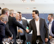 O governador Carlos Massa Ratinho Junior lançou nesta quinta-feira (12) dois projetos do Banco Regional de Desenvolvimento do Extremo Sul (BRDE) voltados à inovação: o BRDE Labs e o Fip Anjo. O objetivo é apoiar, capacitar e aportar recursos a startups paranaenses de diversas áreas, mas com foco principal no desenvolvimento de soluções para o agronegócio. Curitiba12/12/2019 Foto:Jaelson Lucas / AEN