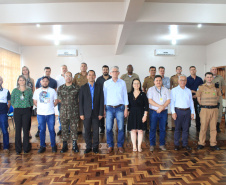 O Paraná e Santa Catarina vão intensificar a defesa agropecuária nas suas divisas e na fronteira com a Argentina. Representantes dos dois estados se reuniram quarta-feira (11), em Barracão, no Sudoeste, para debater estratégias de controle do trânsito de animais. Foto:SEAB