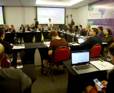 O secretário especial da Fazenda, Waldery Rodrigues Junior, presidente do Conselho Nacional de Política Fazendária (Confaz), afirmou nesta sexta-feira (13), durante reunião da entidade, em Curitiba, que a proposta de reforma tributária a ser apresentada pelo governo ao Congresso vai contribuir para pacificar a questão da guerra fiscal entre os Estados. Foto:Jaelson Lucas / AEN