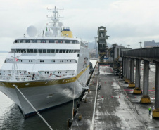 Porto de Paranaguá volta a receber navio de passageiros. Foto: Claudio Neves/Portos do Paraná