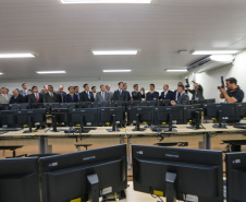 O Governador Carlos Massa Ratinho Junior e o ministro da Justiça e Segurança Pública, Sergio Moro, inauguram nesta segunda-feira (16),  em Foz do Iguaçu, o Centro Integrado de Operações de Fronteira. O CIOF reforçará as ações estratégicas estaduais de combate ao tráfico e ao crime organizado. A estrutura passa a integrar o Parque Tecnológico Itaipu, na Itaipu Binacional.Foz do Iguaçu, 16/12/2019 -  Foto: Geraldo Bubniak/AEN