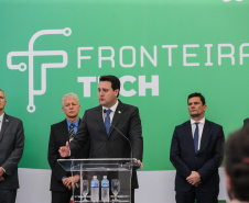 O Governador Carlos Massa Ratinho Junior e o ministro da Justiça e Segurança Pública, Sergio Moro, inauguram nesta segunda-feira (16),  em Foz do Iguaçu, as operações do Fronteira Tech  na Ponte Internacional da Amizade, que liga Foz do Iguaçu/PR à Ciudad del Este/PY. A iniciativa promover o uso de tecnologias digitais com foco na segurança pública. Foz do Iguaçu, 16/12/2019 -  Foto: Geraldo Bubniak/AEN