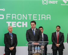 O Governador Carlos Massa Ratinho Junior e o ministro da Justiça e Segurança Pública, Sergio Moro, inauguram nesta segunda-feira (16),  em Foz do Iguaçu, as operações do Fronteira Tech  na Ponte Internacional da Amizade, que liga Foz do Iguaçu/PR à Ciudad del Este/PY. A iniciativa promover o uso de tecnologias digitais com foco na segurança pública. Foz do Iguaçu, 16/12/2019 -  Foto: Geraldo Bubniak/AEN