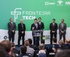 O Governador Carlos Massa Ratinho Junior e o ministro da Justiça e Segurança Pública, Sergio Moro, inauguram nesta segunda-feira (16),  em Foz do Iguaçu, as operações do Fronteira Tech  na Ponte Internacional da Amizade, que liga Foz do Iguaçu/PR à Ciudad del Este/PY. A iniciativa promover o uso de tecnologias digitais com foco na segurança pública. Foz do Iguaçu, 16/12/2019 -  Foto: Geraldo Bubniak/AEN